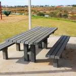 Wetlands Table & Chairs2_1111 Pr6